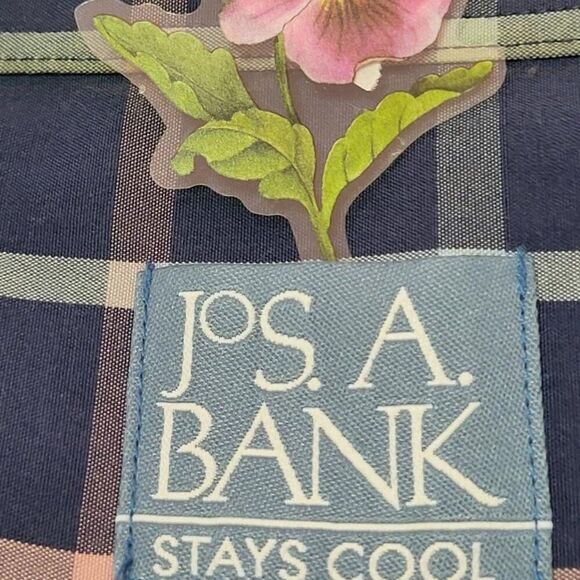 Jos A Banks, Not Worn Blue and Pinl Short Sleeve Shirt Size L - Picture 3 of 5